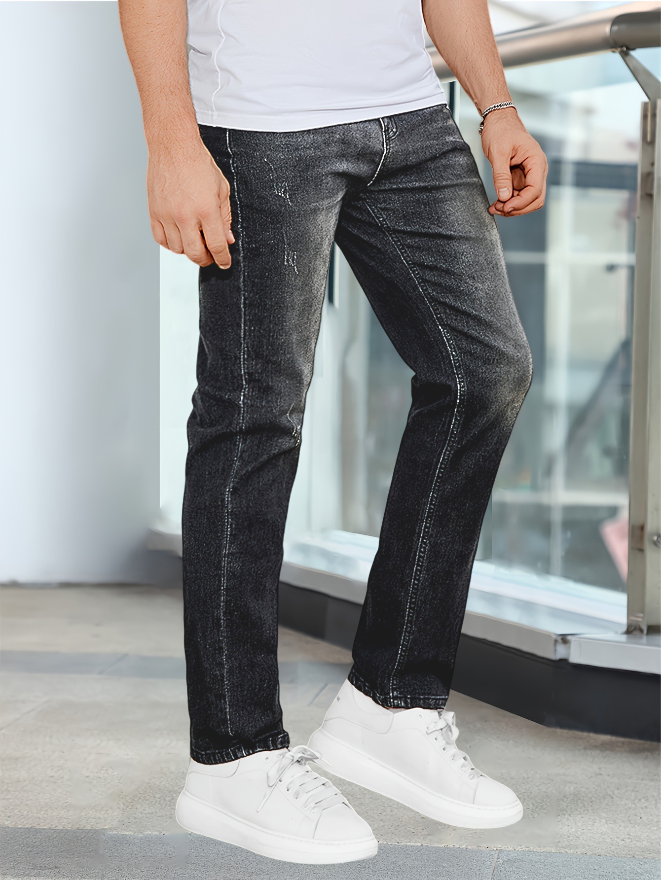 Men's Slim Fit Stretch Denim Jeans In Black For Everyday Wear_voghion.com