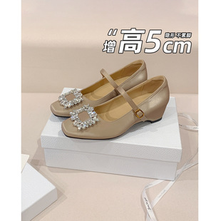 ��Ƥ�������5cmˮ荷���һ�֎���ЬŮ�¿�^������Ь2026�¿�
