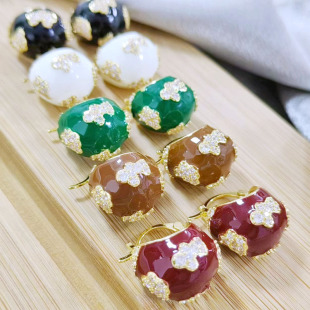 Sweet Small Fresh Earrings French Temperament Small Fragrant Style Red Oil Drop Ear Buckle Fashion Festive Portable Cradle Earrings