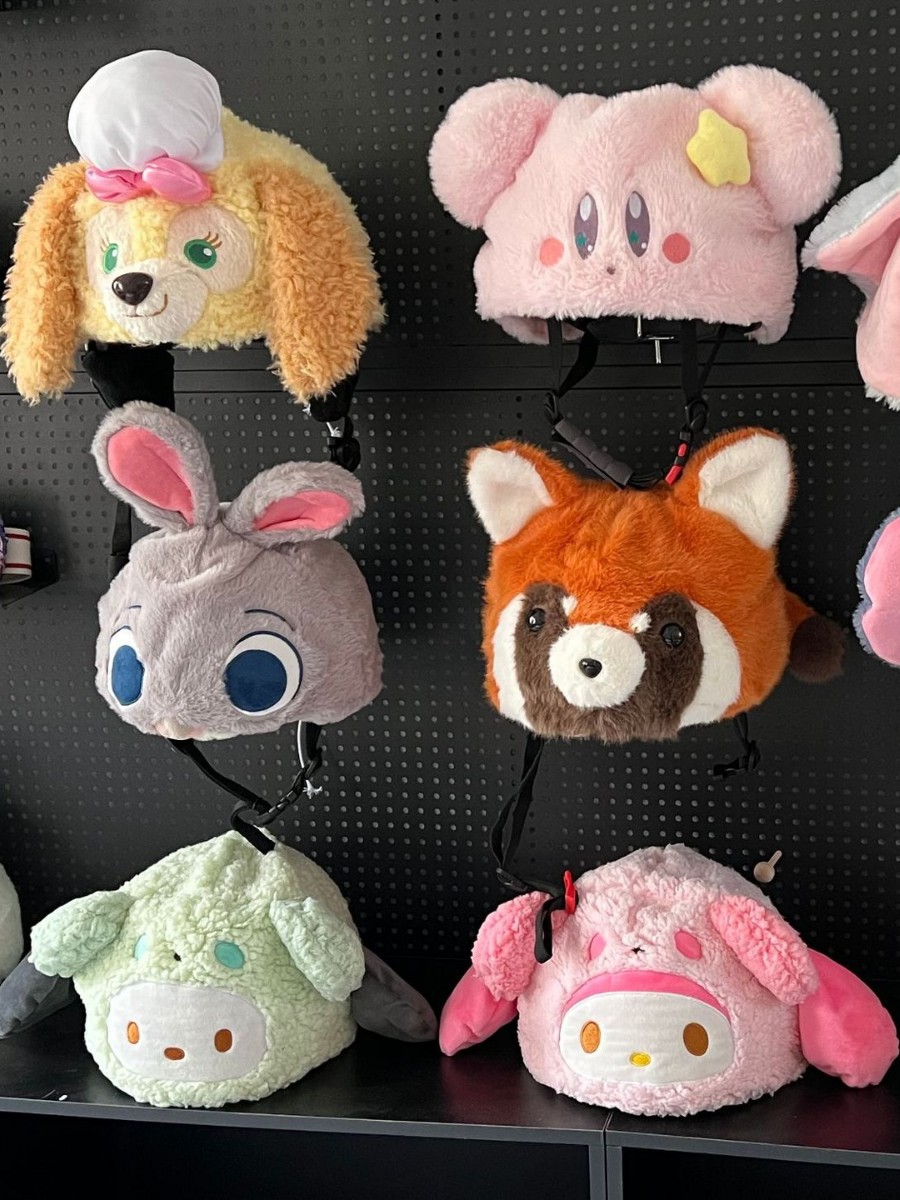 Casco de esquí de peluche muñecas bordadas tridimensionales lindas para niños niñas casco decoración de dibujos animados nueva decoración