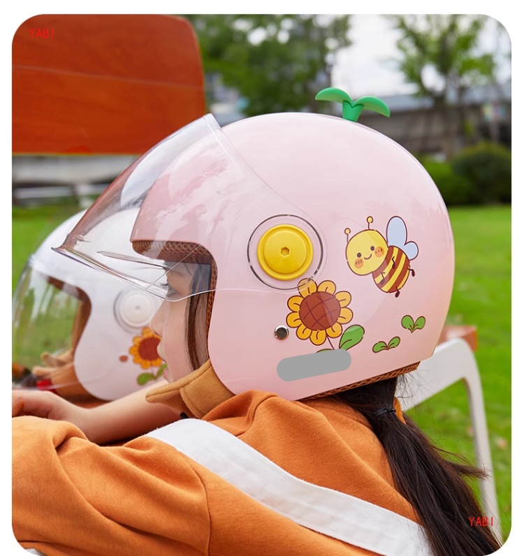 3C Certified Children's Helmet Winter Cute Electric Motorcycle Helmet