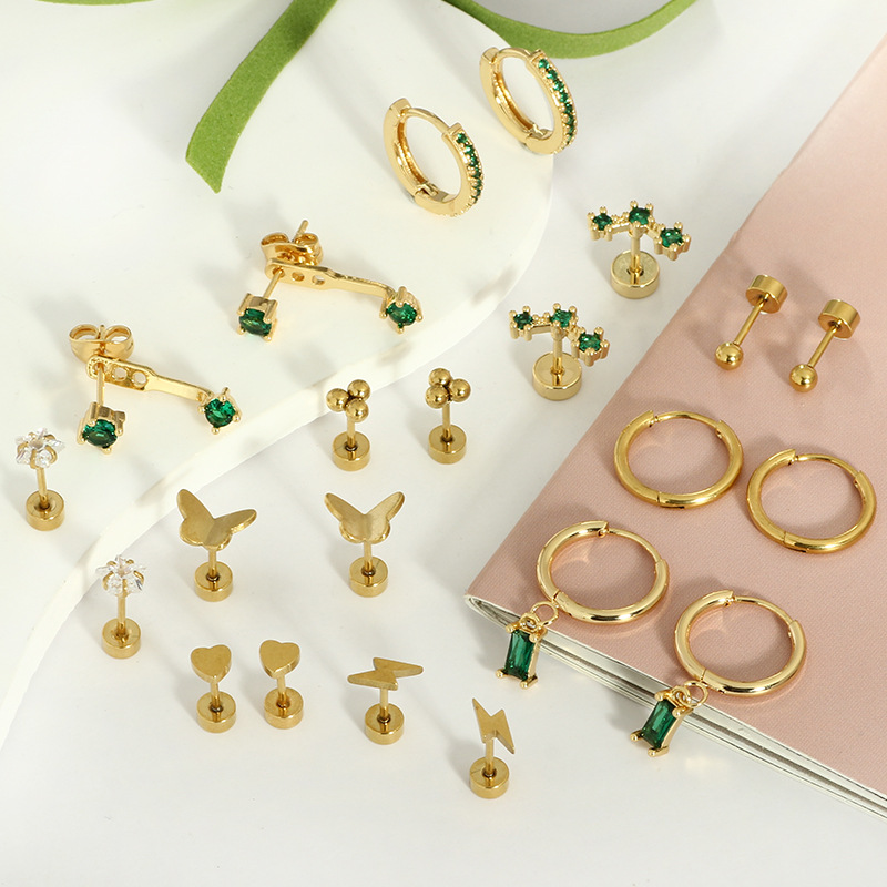 Labret piercing jewelry detail image