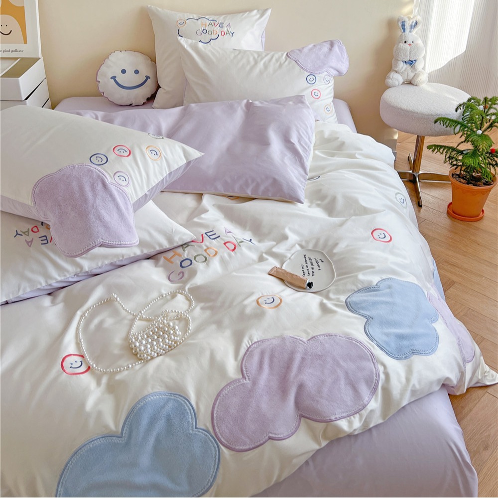 澳棉贡缎纯棉三四件套笑脸云朵立体贴布绣被套儿童床品