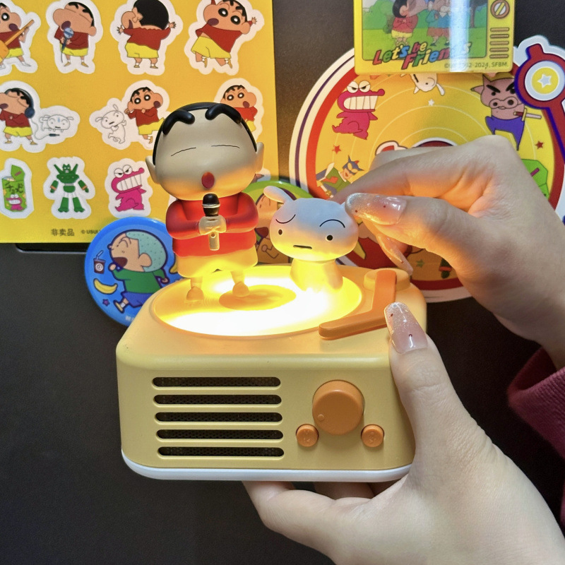 Crayon Shin-Chan Genuine Authorized Bluetooth Speaker That Can Light up and Play Speakers as a Birthday Gift for Girlfriends, Best Friends and Boys