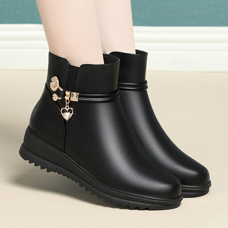 Плюшевая толстая теплая мягкая кожа на мягком подошве с низким каблуком женские хлопчатобумажные туфли короткие сапоги для пожилых женщин не душные ноги