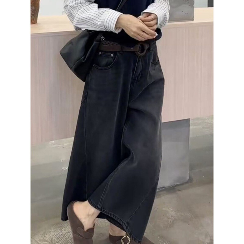Plus Size Retro Black Cropped Jeans for Women, Autumn High-Waisted Slimming Straight Wide-Leg Pants for Pear-Shaped Figures