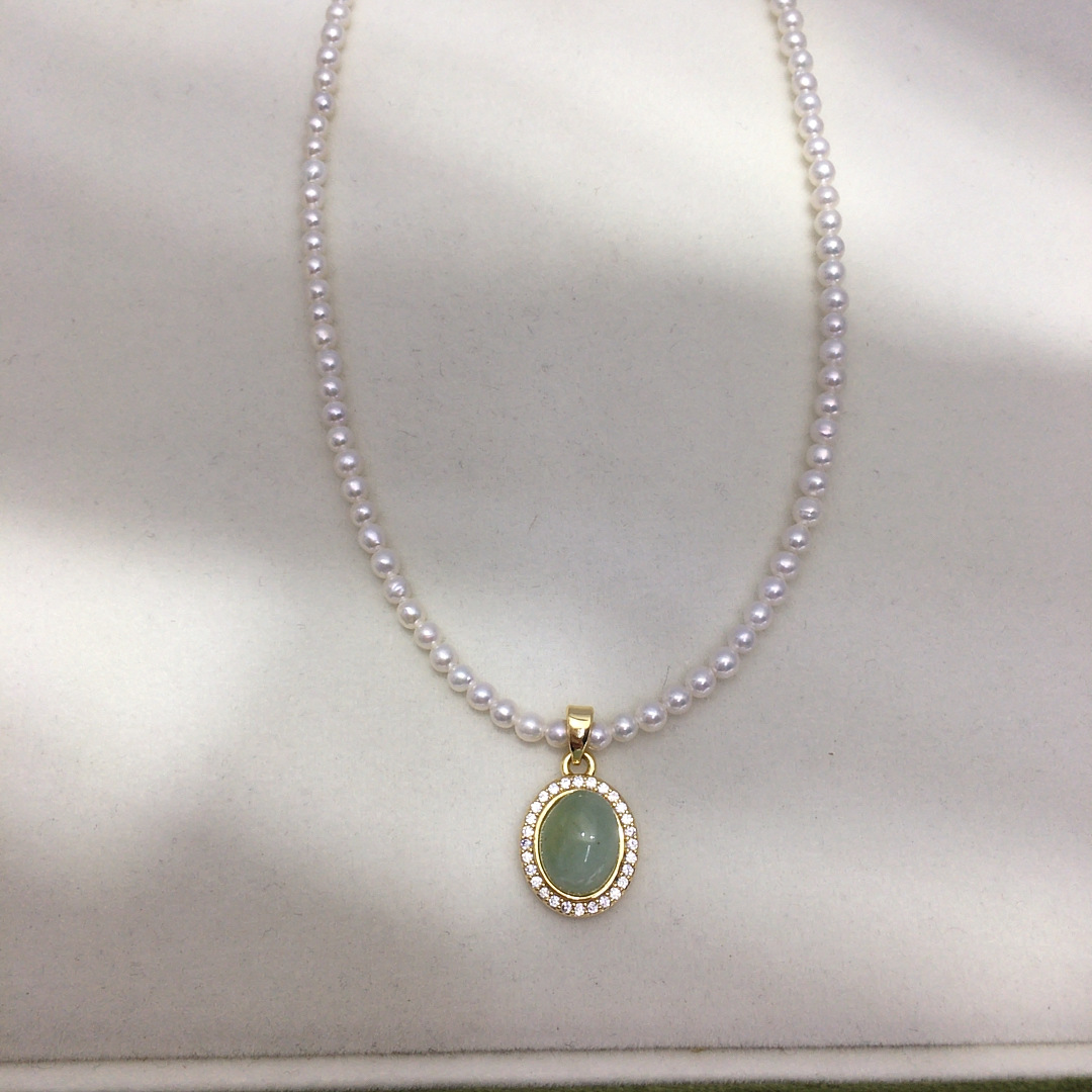 Luxury Pearl Choker Necklace With Magnetic Clasp For Women_voghion.com
