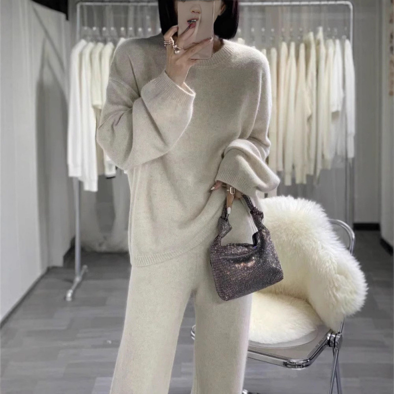 Autumn and Winter New 100 Pure Wool Knitted suit Women's Wide Leg Pants Casual Lazy Two-Piece Western Style suit