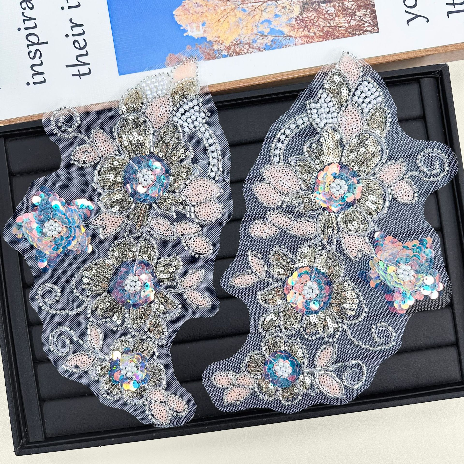 High-end ergena sequinilla flor bordada tela pegatinas de diseño tridimensional parche de decoración de ropa DIY accesorios de ropa