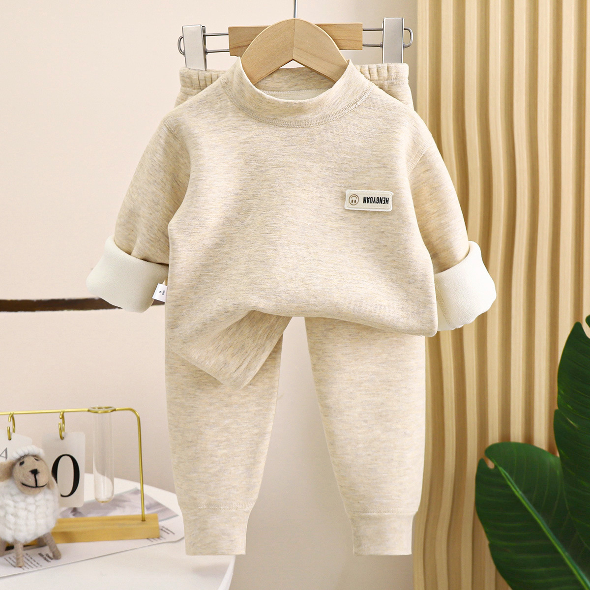 Beige (no hueso, grueso y caliente)