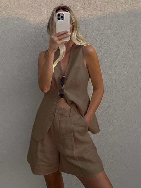 vest
