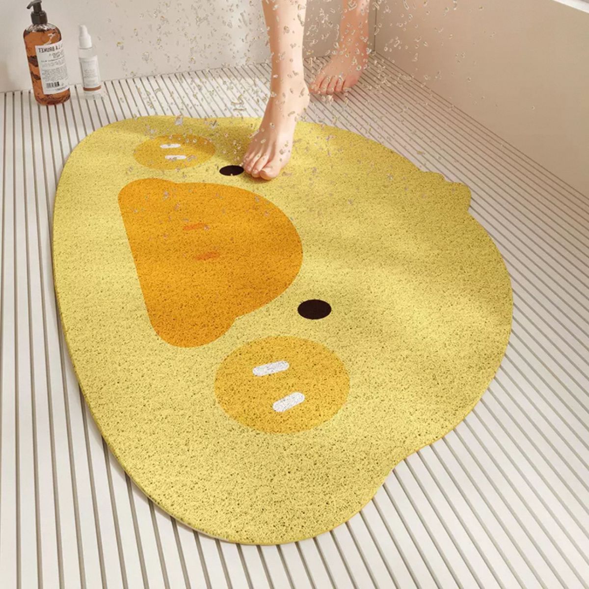 Bathroom perforated silk loop floor mat, shower room children's bath anti-slip water-draining foot mat, cartoon design, dirt-resistant and easy to clean
