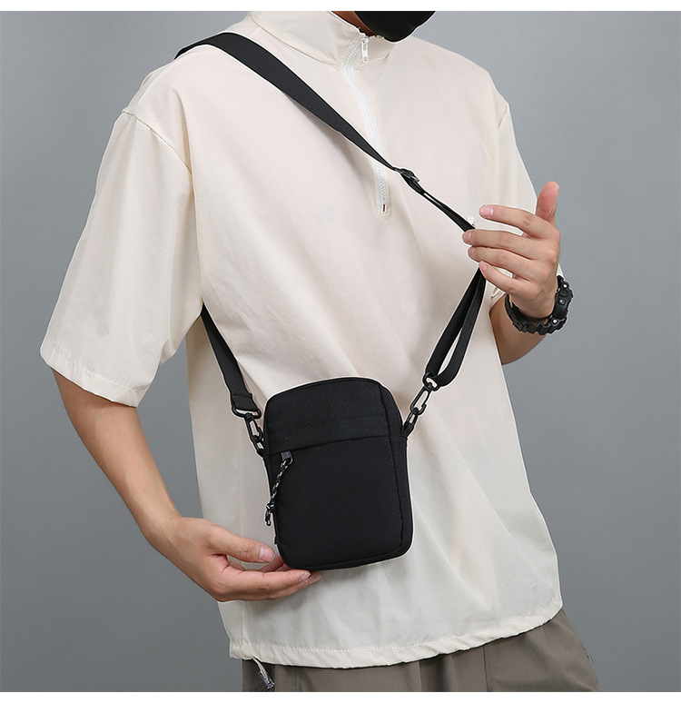 All Seasons Season Men's Solid Color Oxford Cloth Zipper Crossbody Bag
