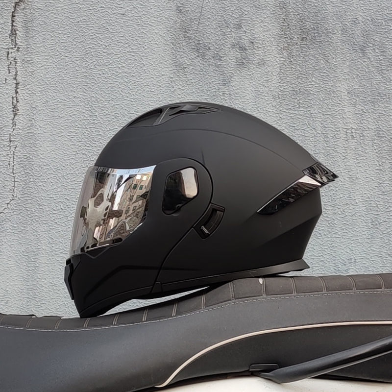 Motocicleta con doble espejo, casco para hombres y mujeres, casco para motocicletas, cuatro estaciones, cola de locomotora, casco Bluetooth, nuevo estándar nacional