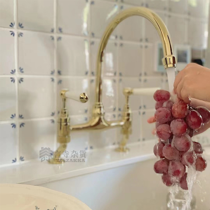 Wbz7 Yanji Groceries-Export British Retro All-Copper Kitchen Bridge Faucet Hot and Cold Faucet Double-Hole Water Dragon