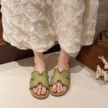 ܛ�ײ�����ЬŮ�⴩һ�֕r�и߼����ļ�2025�¿���|�ٴ�ɳ������