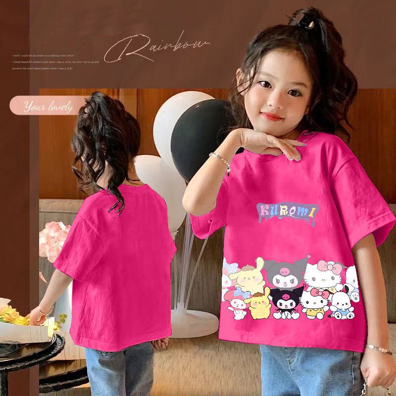 로즈 레드-쿠르 반사로 앉아 있는 로