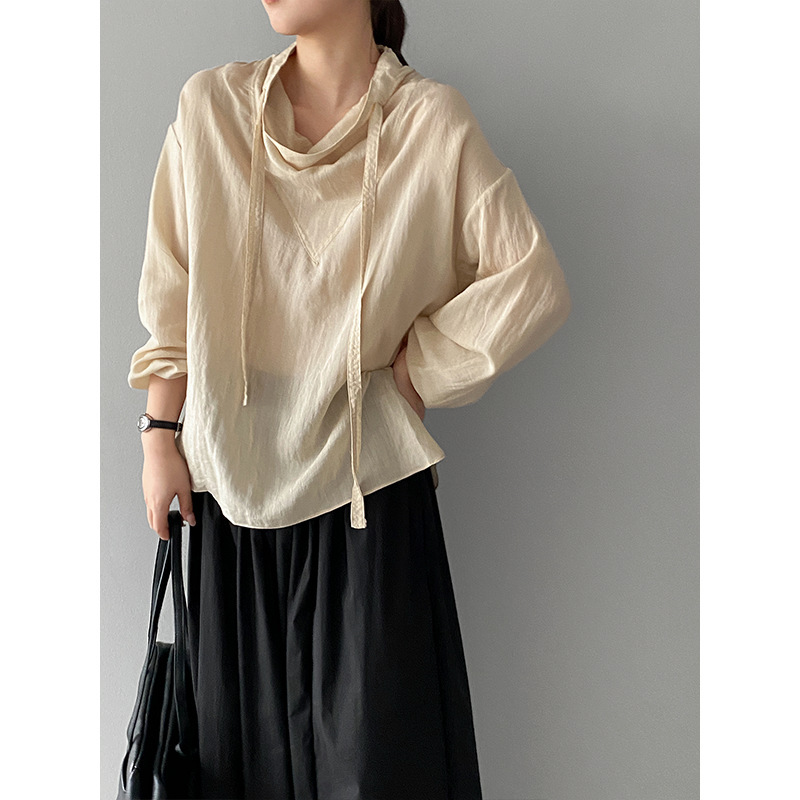 Jiang Chi – Plain shirt with a relaxed, flowing design, featuring a loose, flowing collar, a relaxed fit, and a slimming effect, making it a versatile top. 3217