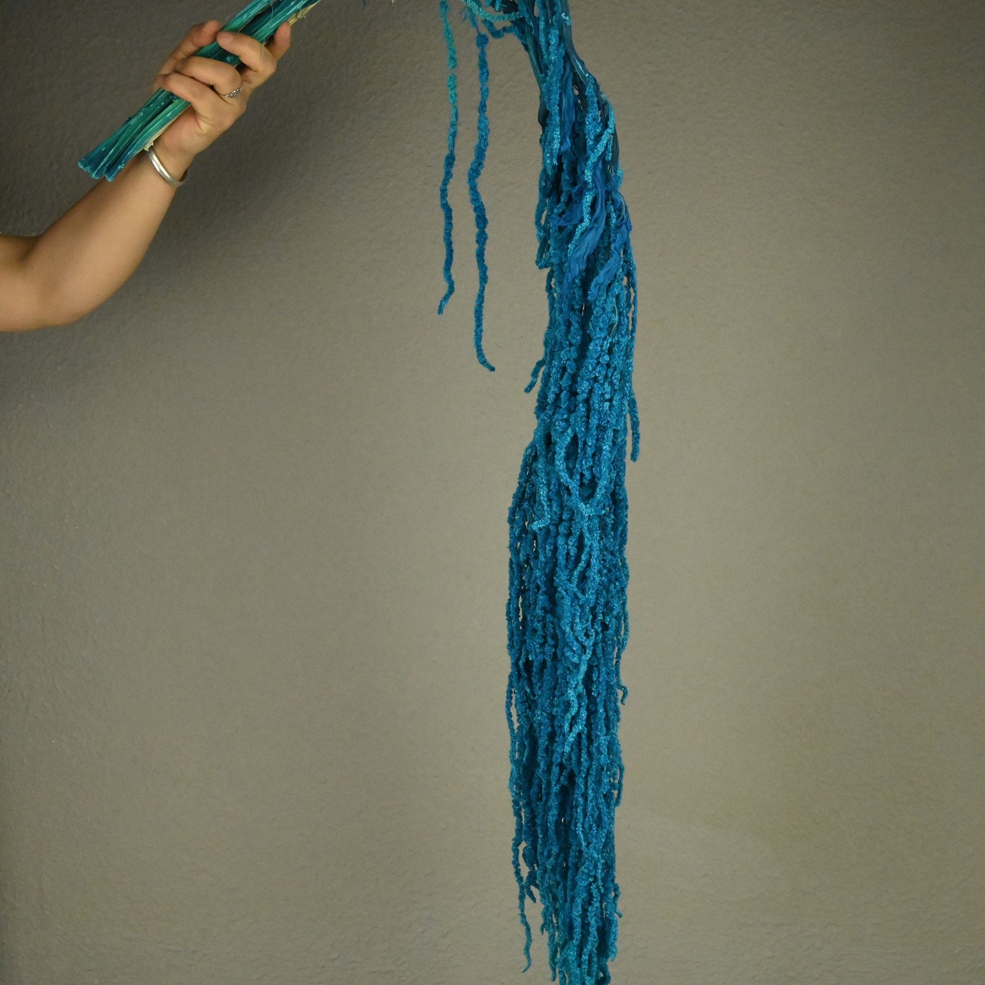 Flores fantasmas colgantes de arroz flor inmortal Juliet Amantes lágrimas colgantes de flores de decoración de bodas flores verdaderas