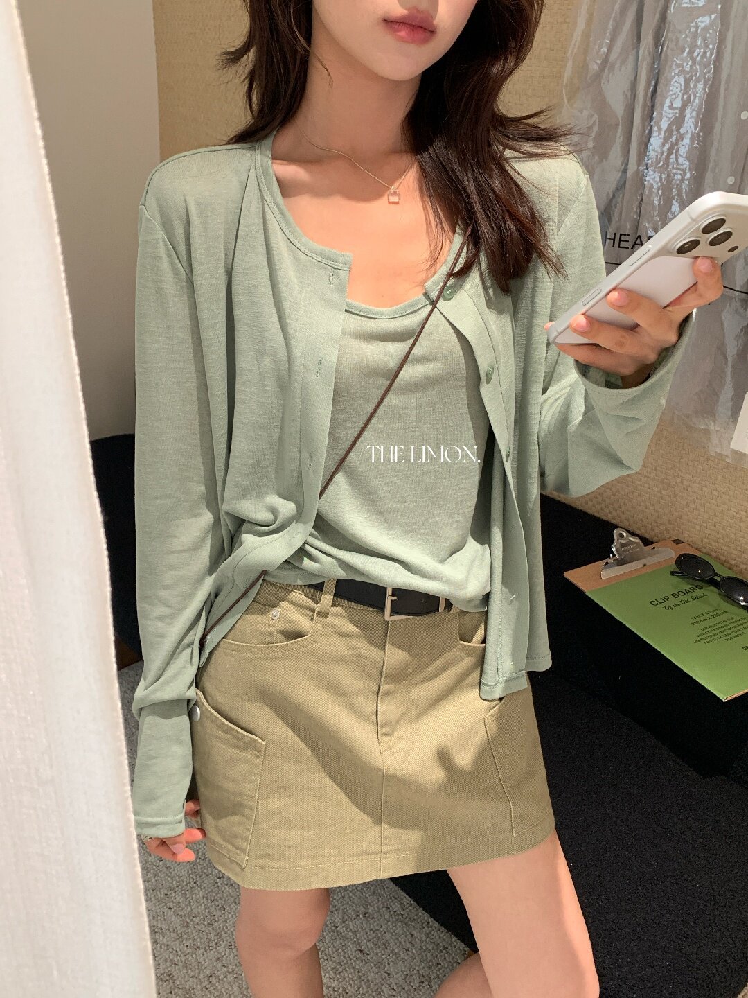 Bộ cardigan len mỏng kèm áo hai dây hai mảnh nữ mùa hè — Xám cacbon, xanh lam, màu hồng, Đậu xanh chi tiết 99