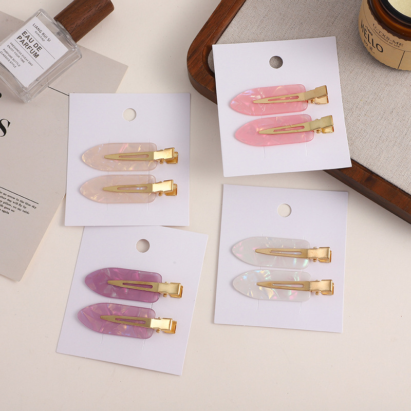 Seamless hair clips, shimmering bobby pins, side bangs hair clips, duckbill clips for stray hair, wholesale hairpins, simple hair accessories Seamless hair clips, shimmering bobby pins, side bangs hair clips, duckbill clips for stray hair, wholesale hairpins, simple hair accessories