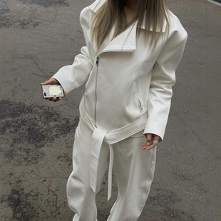 �F25AW"���S�C܇Ů��"���Iб���Ӳͦ���ÙC܇�̊A�˰����� ��ɫ