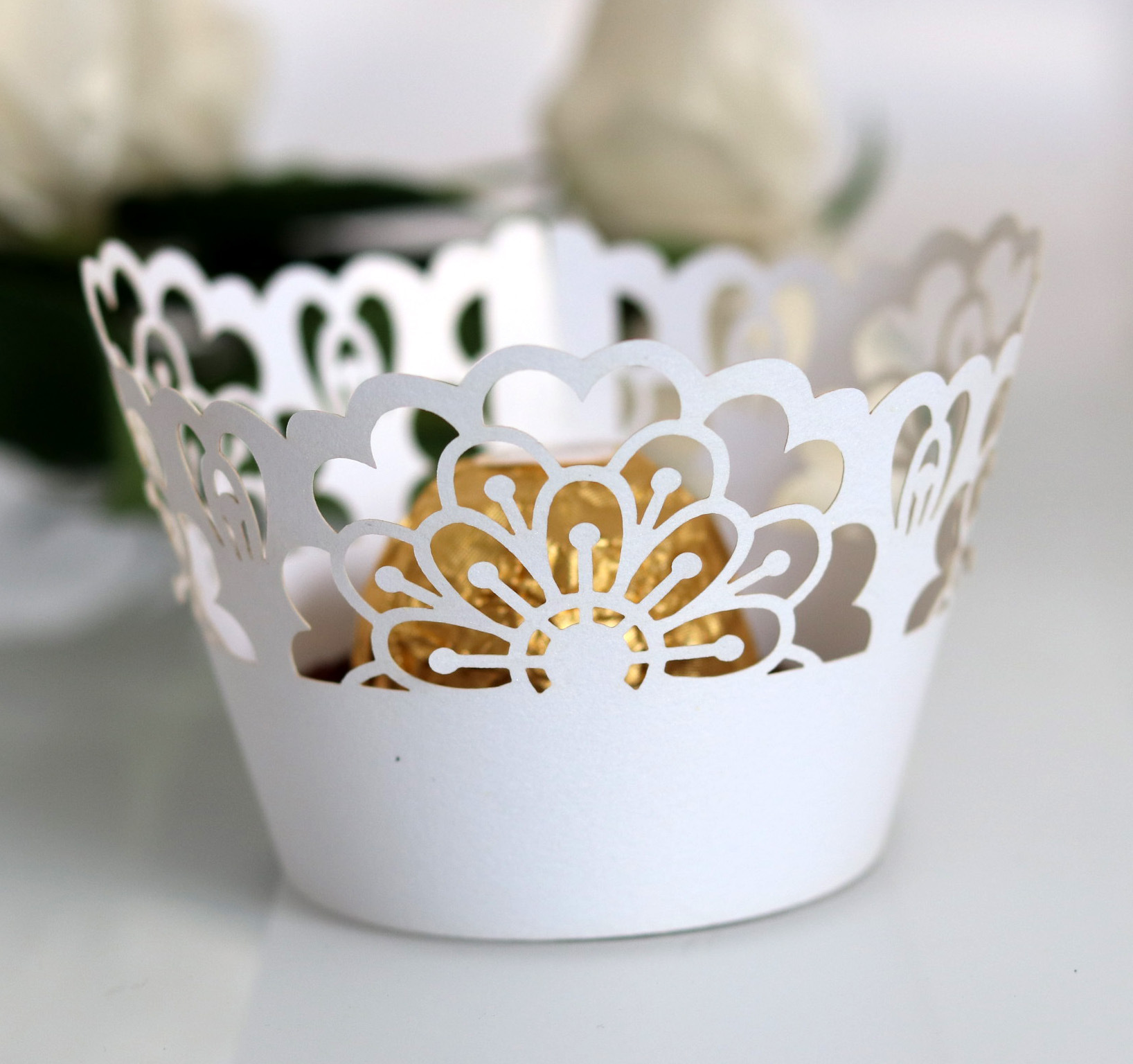 多色珠光纸蛋糕纸围边激光镂空 宴会生日蛋糕纸杯花边 浙江批发