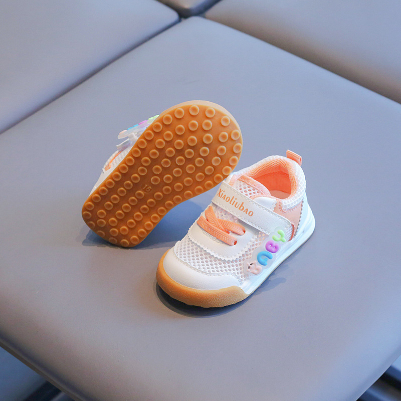 Primavera y verano Touwang zapatos para bebés pequeños zapatos para niños y niñas de suela blanda zapatos deportivos zapatos para bebés zapatos antideslizantes