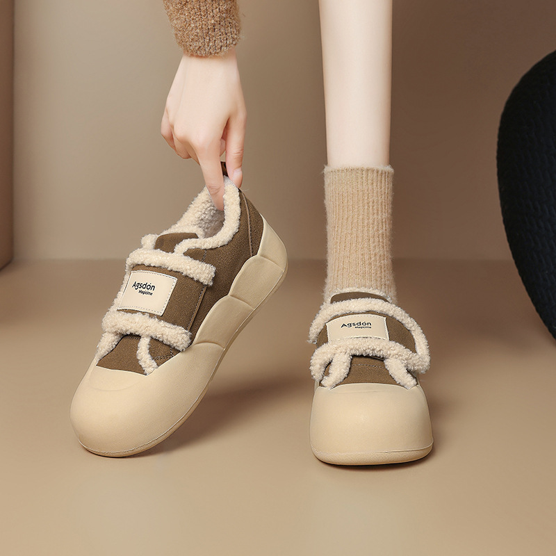 Zapatos de algodón de terciopelo de Augu Lion Degas para mujeres 2025 nuevos zapatos de invierno de puff feos y espessados, zapatos de skate bonitos con suela gruesa