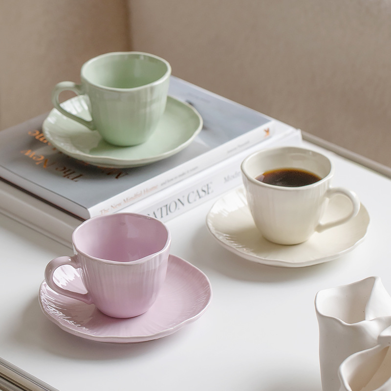 Hogar taza de café de cerámica pareja hombres y mujeres taza de desayuno taza de leche Oficina taza de té platillo traje