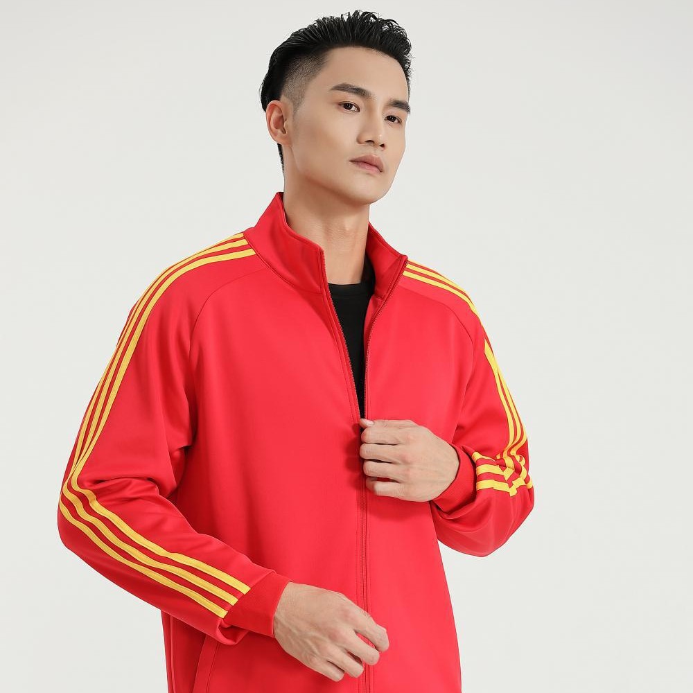 2025 nuevo juego de dos piezas de camiseta de verano camiseta de entrenamiento de fútbol rápido secado aire de baloncesto cómodas mangas cortas