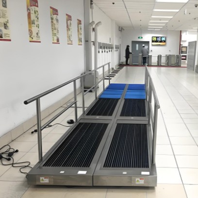 Fabricante de limpiador de suela de alta eficiencia limpia profunda aire caliente secado F accesorios de limpiador de suela de depósito