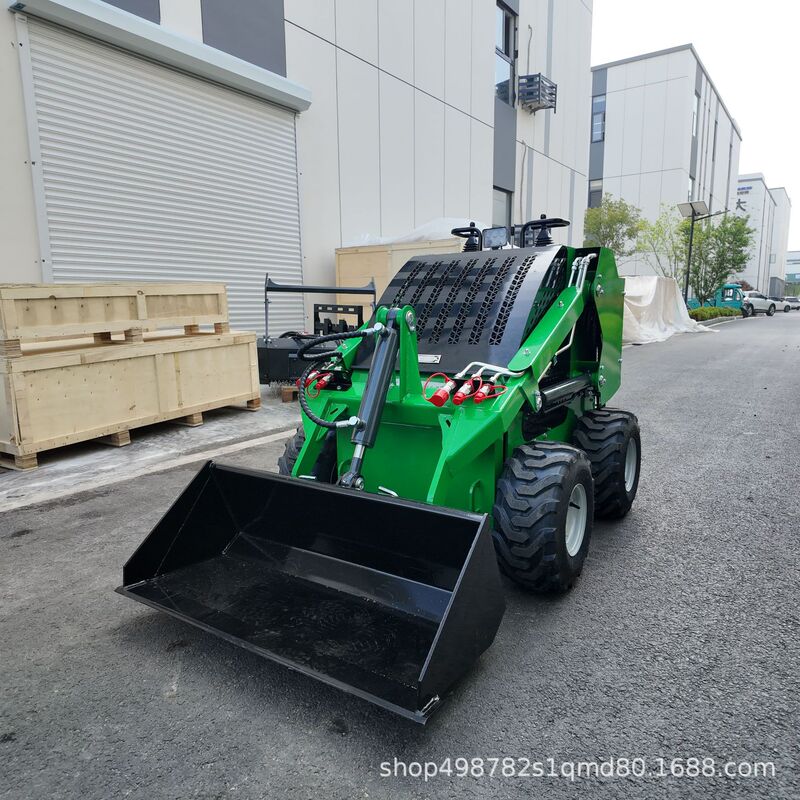 Warehouse skid steer loaders offer on-site steering, are space-saving, and are convenient for material stacking, loading and unloading in small workshops and short-distance transport Warehouse skid steer loaders offer on-site steering, are space-saving, and are convenient for material stacking, loading and unloading in small workshops and short-distance transport