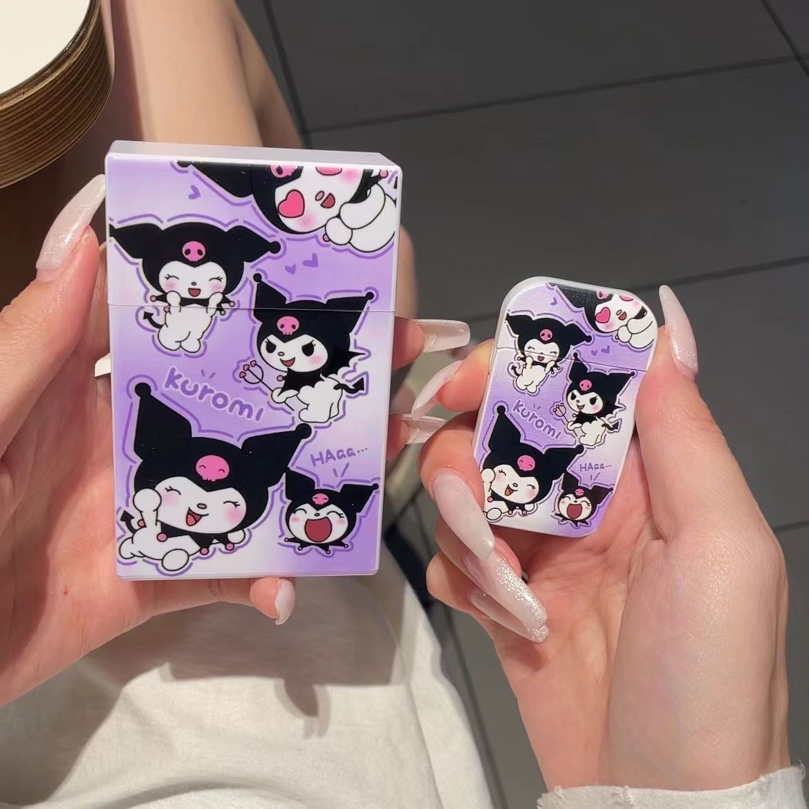 【Dropshipping】Same Style Jade Dog Cartoon Cigarette Case with Pink Flame Lighter Windproof High-Quality