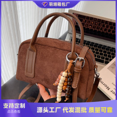 外单小众手提包包女2025新款时尚复古通勤单肩枕头包高级感斜挎包