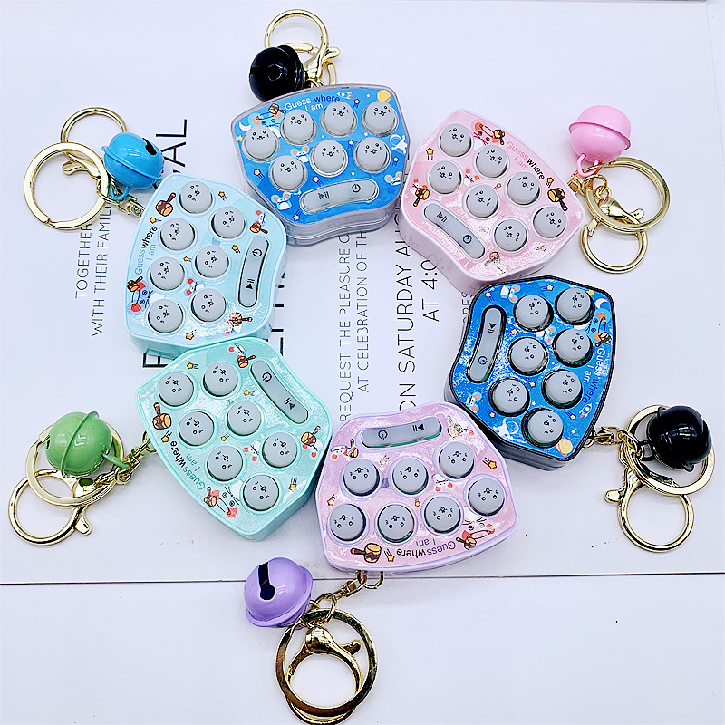 Fun mini handheld Gopher toy game machine keychain cute cartoon creative function gift ornaments