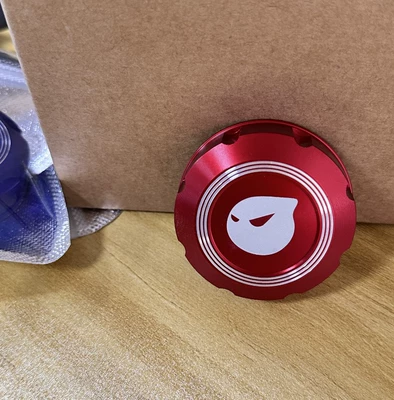 Suitable for Piaggio GTS300 Oil Motorcycle Safety Supplies - red-fuel-tank-cap