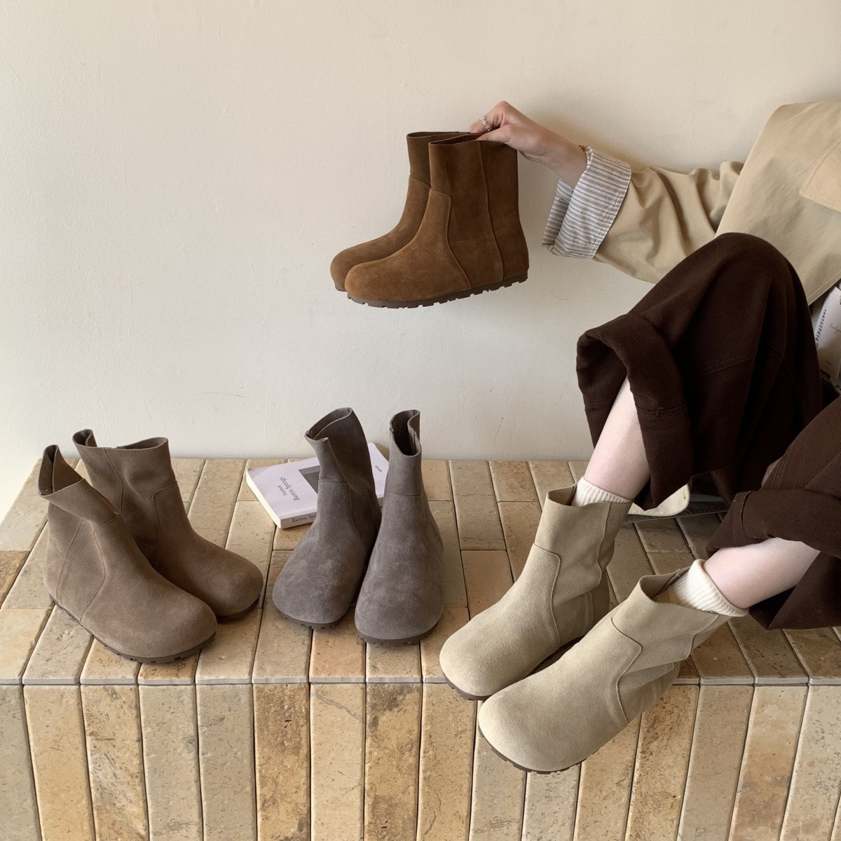 Beilixuan Plaid Soft Sole Sleeve Birkenstock Boots Women's Genuine Leather Retro Easiest for Match Round Toe Flat Short Boots