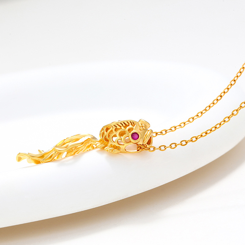 Joyería Xuping Goldfish Colgante de koi chapado en oro Collar de filigrana de aleación de estilo chino Colgante de carpa Joyería al por mayor