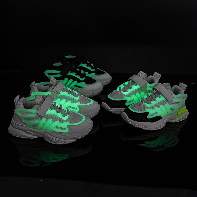 Zapatos luminosos para niños, otoño 2025, nuevo estilo coreano, zapatos deportivos para niños, zapatos de suela blanda para niñas, zapatos de papá, zapatos para correr para estudiantes