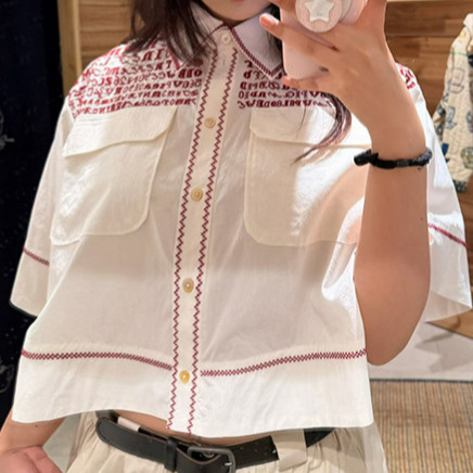 French Style 2026 Spring/Summer Cross-Stitch Letter Decoration Lapel Shirt Loose-Fitting Women's Top French Style 2026 Spring/Summer Cross-Stitch Letter Decoration Lapel Shirt Loose-Fitting Women's Top