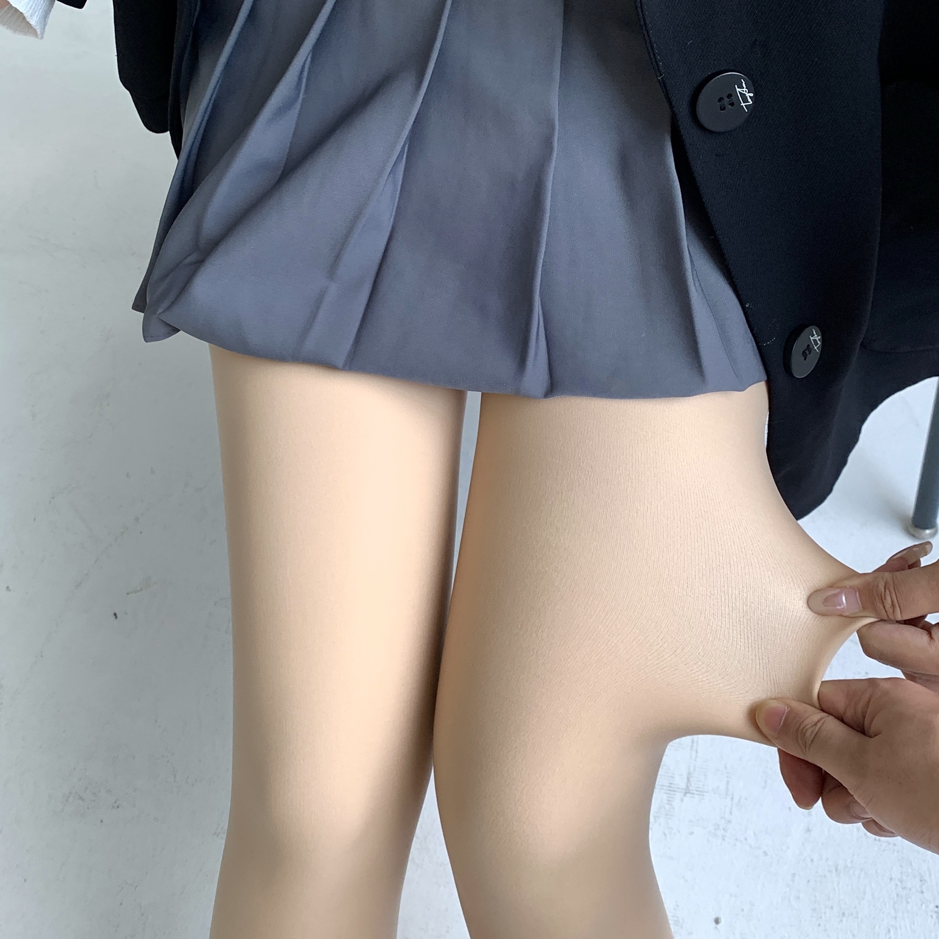 25 Styles of Double-Layer Sheer Pantyhose with Natural Nude Feel, Realistic Fleece-Lined Thickened Footed Tights for Autumn and Winter Women