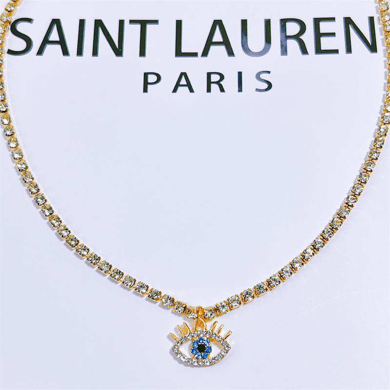 Retro Devil Eye Rhinestone Claw Necklace Chain For Women_voghion.com