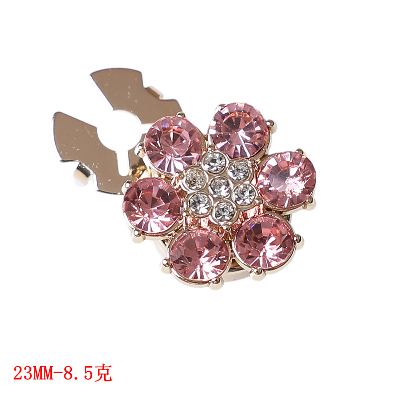 골드 배경 핑크 다이아몬드