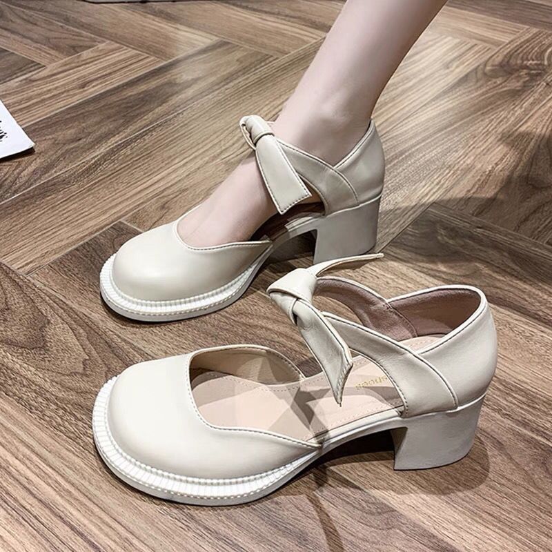 Baotou Sandals Black