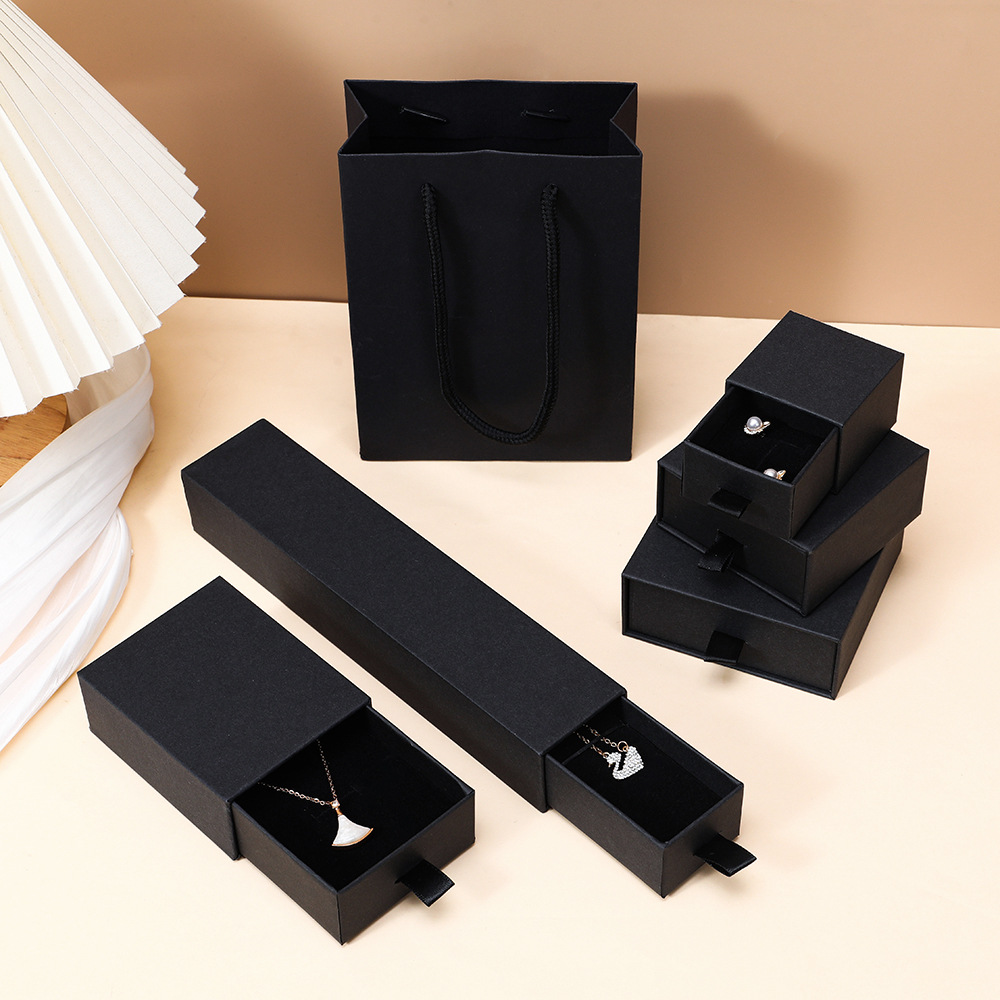 1 Pieza Papel Elegante Estilo Simple A Diario Color Sólido Bolsas Embalaje  Joyería Joyeros display picture 4