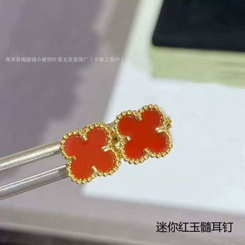 高质量V金幸运四叶草925银针耳钉红黑玛瑙白贝母耳拍气质百搭耳环|undefined