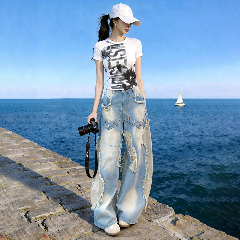 American Street Casual Short-Sleeved T-Shirt for Women, Fashionable Retro Simple Jeans for Women, New Spring and Summer Two-Piece Suit, Trendy