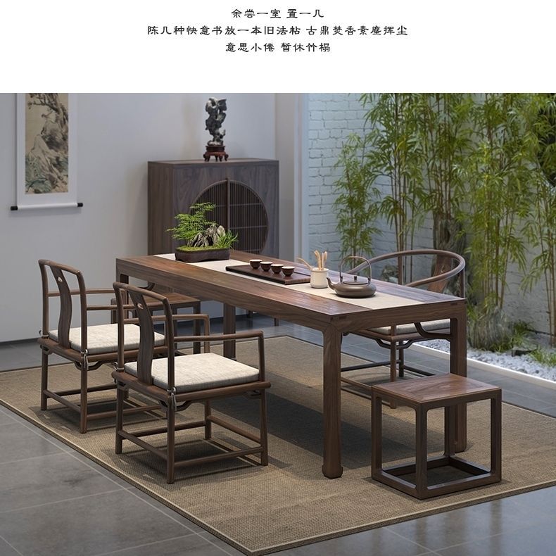 Mesa de 1,4 metros + 1 principal + 2 sillas de pasajeros + 2 taburetes cuadrados