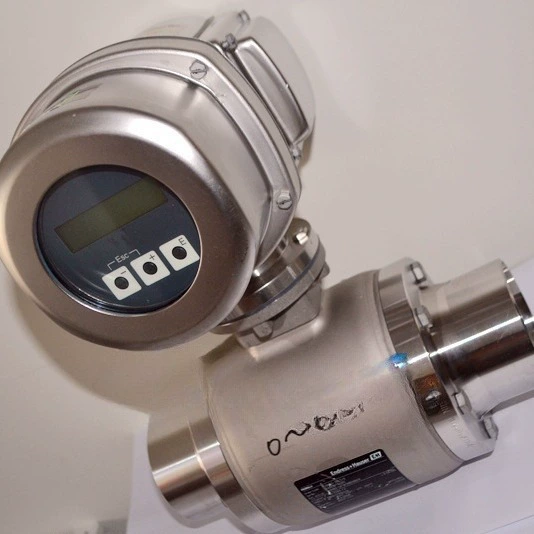 Измеряя аппаратура 10 П80 50Х80 счетчика-расходомера Э + Х Промаг Ф Электромагнитная санитарная 80 А04